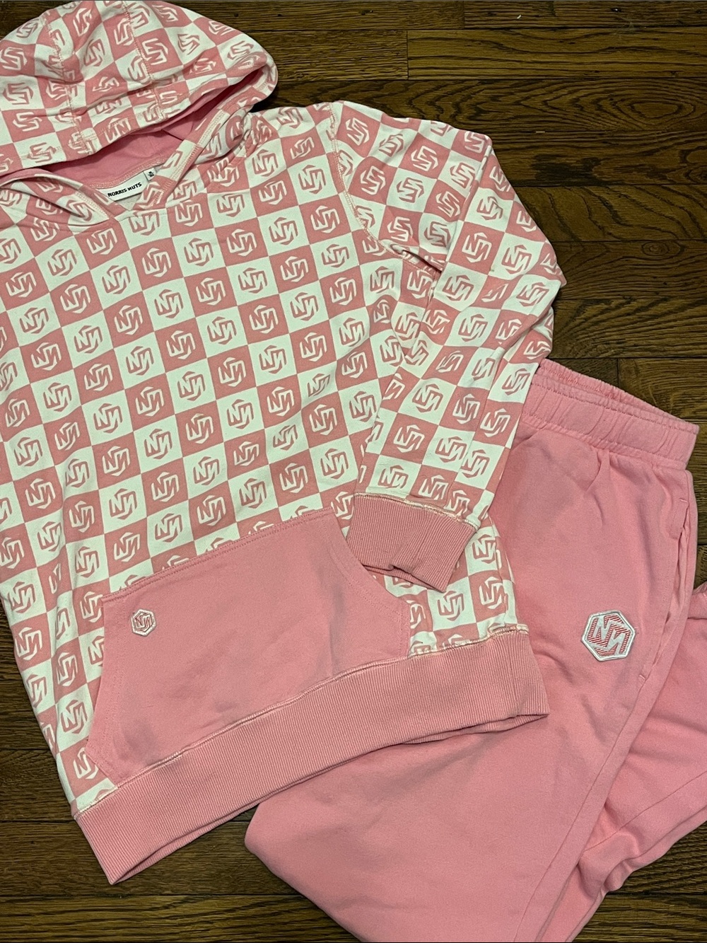 🩷🤍 Norris Nuts Pink and White Kids Matching Hoodie & Sweatpants Set 🩷🤍